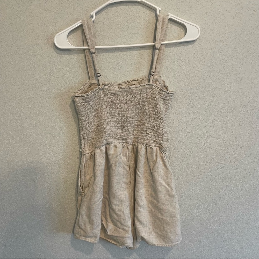Abercrombie & Fitch Smocked Linen Blend Romper Tan Size M - Picture 9 of 12